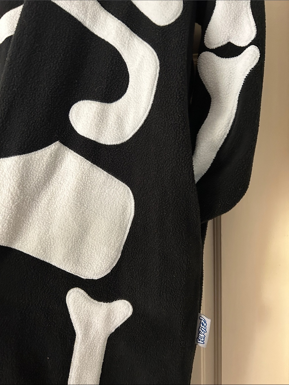 Kigurumi Skeleton Onesie - Picture 5 of 9